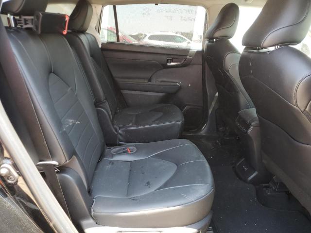 5TDGZRAH8NS117519 - 2022 TOYOTA HIGHLANDER XLE Սև լուսանկար 11