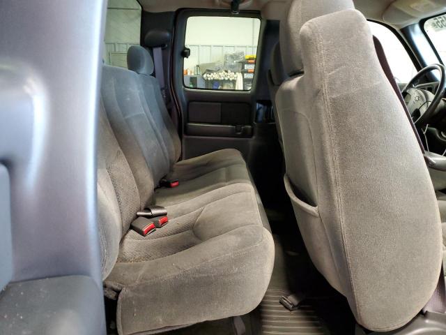 1GCHC29U94E287262 - 2004 CHEVROLET SILVERADO C2500 HEAVY DUTY WHITE photo 10