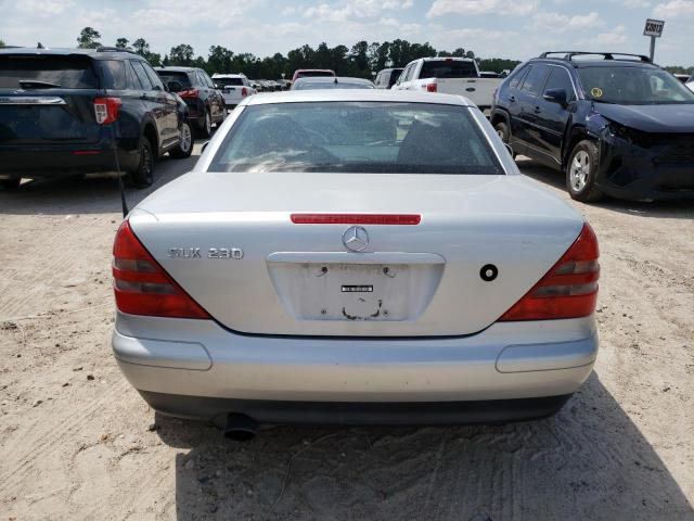 WDBKK47F3XF123964 - 1999 MERCEDES-BENZ SLK 230 KOMPRESSOR SILVER photo 6