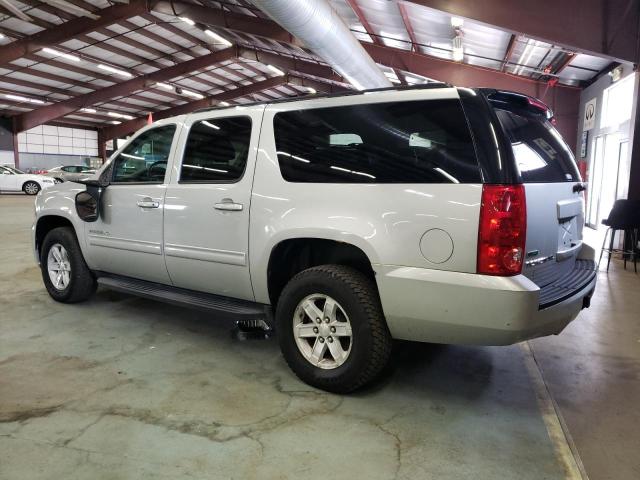 1GKS2HE37BR208559 - 2011 GMC YUKON XL K1500 SLE SILVER photo 2