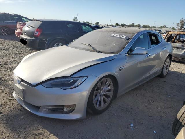 5YJSA1E21JF281718 - 2018 TESLA MODEL S 银色 照片 1