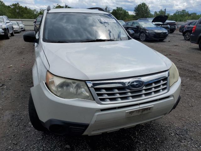 JF2SHABC7BH728175 - 2011 SUBARU FORESTER 2.5X Սպիտակ լուսանկար 5