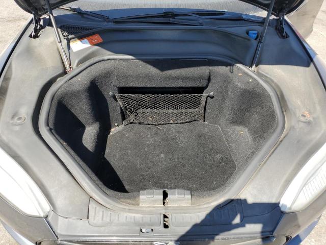 5YJSA1E13GF128323 - 2016 TESLA MODEL S ნაცრისფერი ფოტო 11
