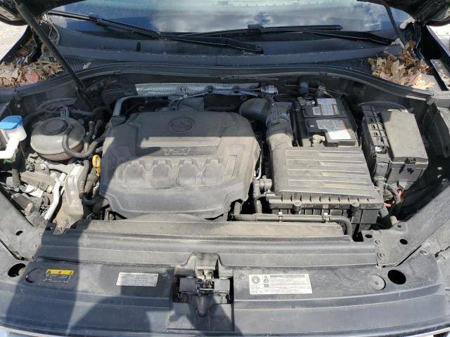 3VV3B7AXXJM140410 - 2018 VOLKSWAGEN TIGUAN SE შავი ფოტო 11