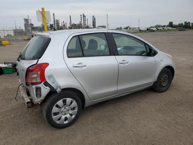 JTDKT923285212621 - 2008 TOYOTA YARIS SILVER photo 3