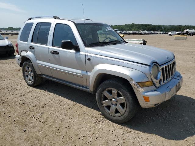 1J4GL58K96W113096 - 2006 JEEP LIBERTY LIMITED SILVER photo 4