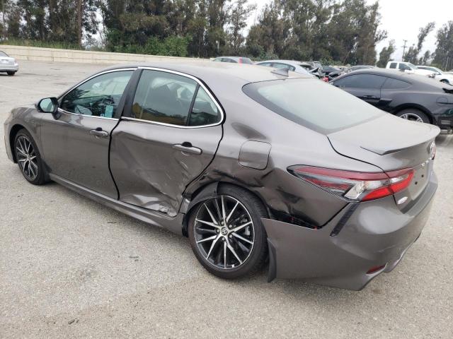 4T1T11AK8PU150419 - 2023 TOYOTA CAMRY SE NIGHT SHADE CHARCOAL photo 2