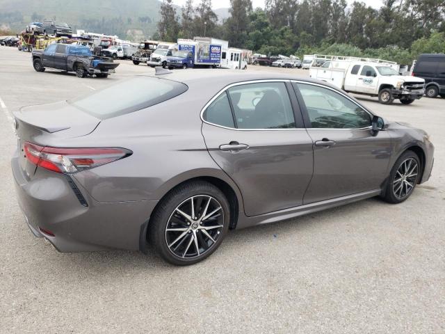 4T1T11AK8PU150419 - 2023 TOYOTA CAMRY SE NIGHT SHADE CHARCOAL photo 3