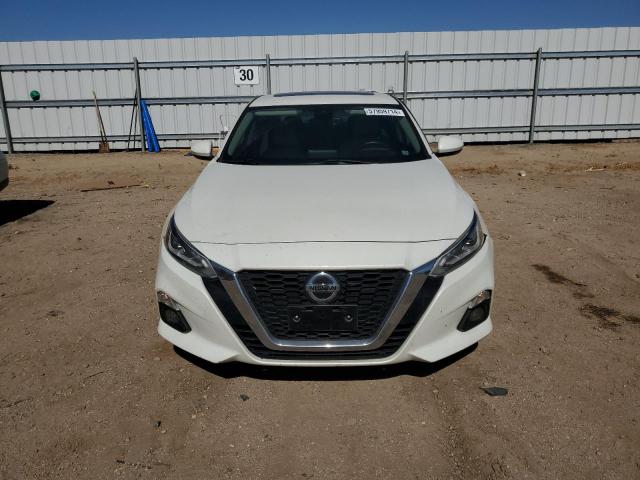 1N4BL4DV8KC169316 - 2019 NISSAN ALTIMA SV WHITE photo 5