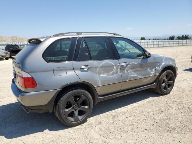 5UXFB53596LV25797 - 2006 BMW X5 4.4I TWO TONE photo 3