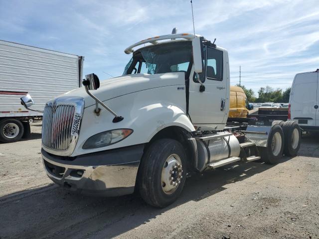 1HSDJSJR2CJ609393 - 2012 INTERNATIONAL PROSTAR WHITE photo 2