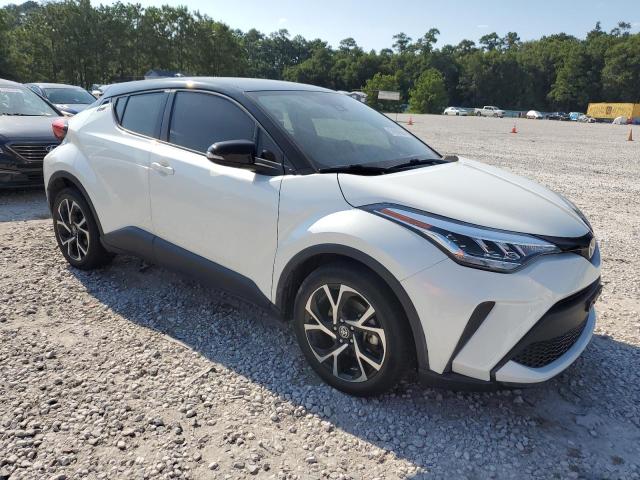 JTNKHMBX9L1081299 - 2020 TOYOTA C-HR XLE WHITE photo 4