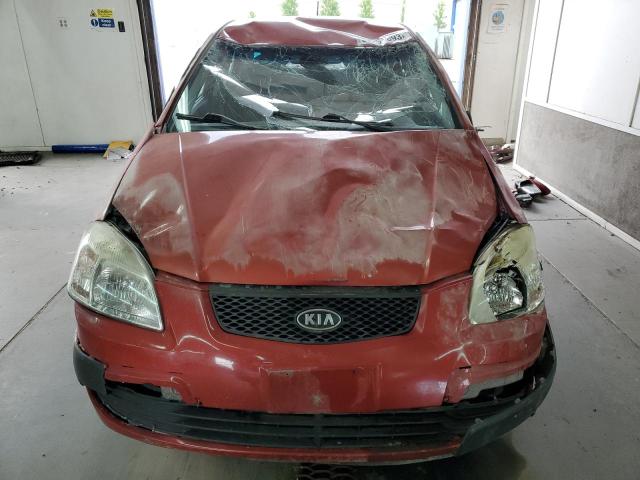 KNADE223496556969 - 2009 KIA RIO BASE RED photo 5