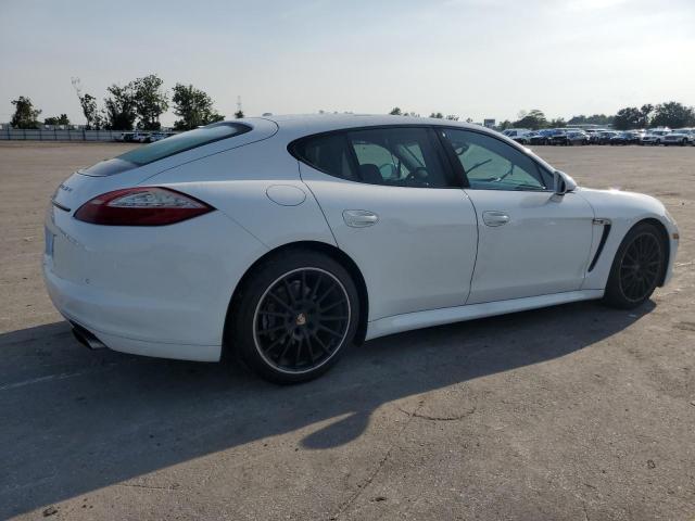 WP0AA2A76DL011954 - 2013 PORSCHE PANAMERA 2 WHITE photo 3