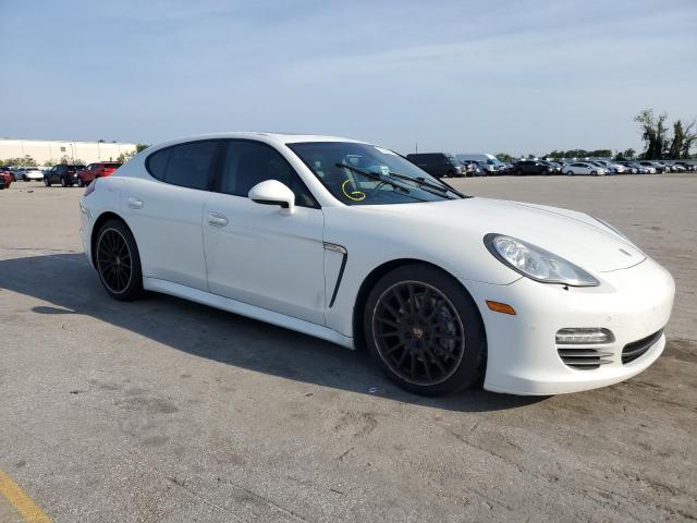 WP0AA2A76DL011954 - 2013 PORSCHE PANAMERA 2 WHITE photo 4