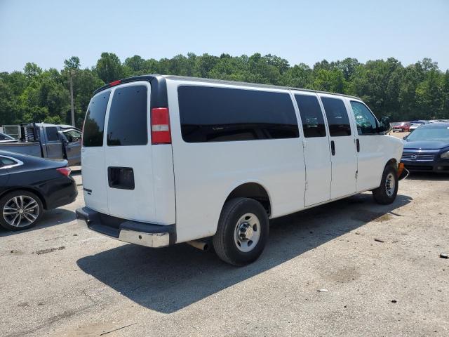 1GAZGPFG6G1236973 - 2016 CHEVROLET EXPRESS G3 LT WHITE photo 3