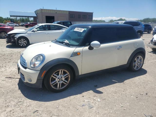 2011 MINI COOPER, 