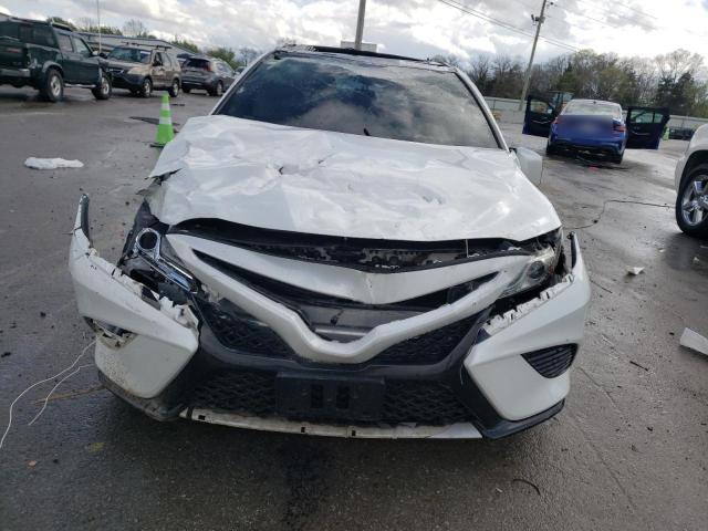 4T1B61HK4KU766467 - 2019 TOYOTA CAMRY XSE Ақ фото 5