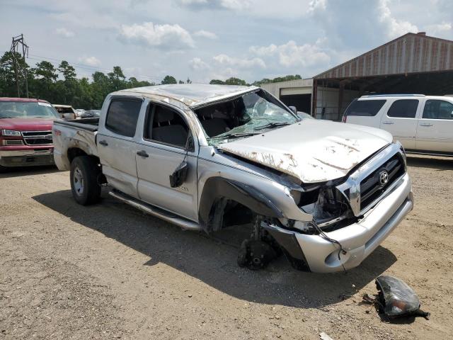 3TMJU62N88M060735 - 2008 TOYOTA TACOMA DOUBLE CAB PRERUNNER SILVER photo 4