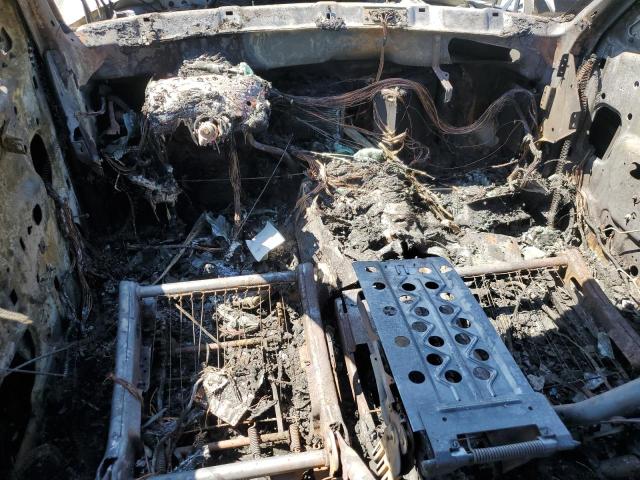 1B7GL2AN1YS677411 - 2000 DODGE DAKOTA QUAD BURN photo 8