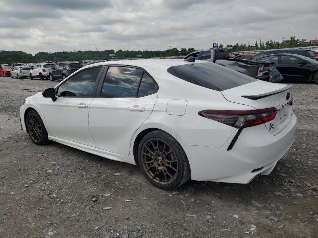 4T1T31AK8PU053585 - 2023 TOYOTA CAMRY SE NIGHT SHADE WHITE photo 2