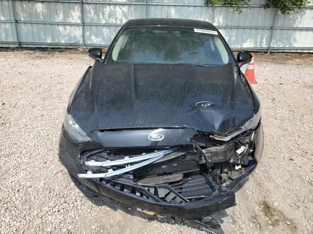 3FA6P0G77HR113860 - 2017 FORD FUSION S BLACK photo 5