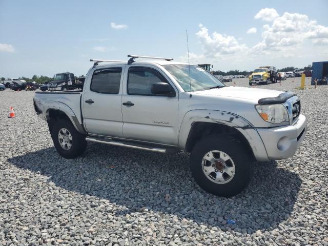 3TMJU62N17M048506 - 2007 TOYOTA TACOMA DOUBLE CAB PRERUNNER GRAY photo 4