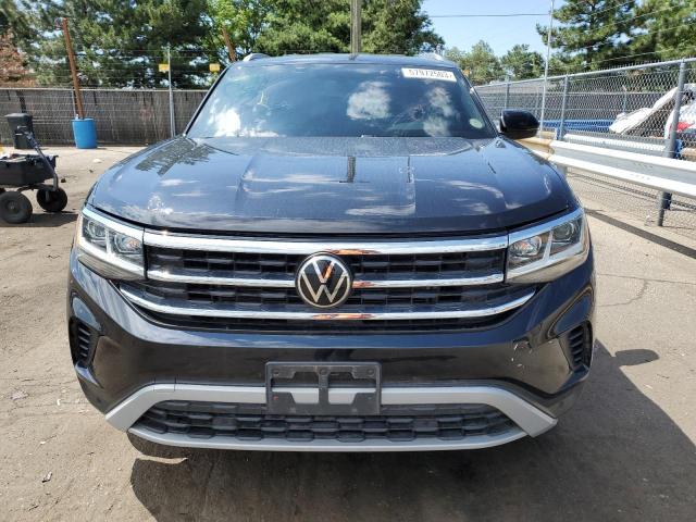 1V21E2CA2LC216701 - 2020 VOLKSWAGEN ATLAS CROS SE შავი ფოტო 5