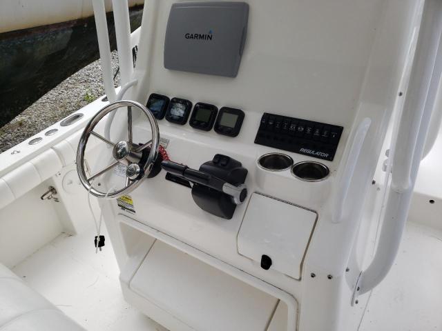 DJI24355C313 - 2013 REGL BOAT TWO TONE photo 8