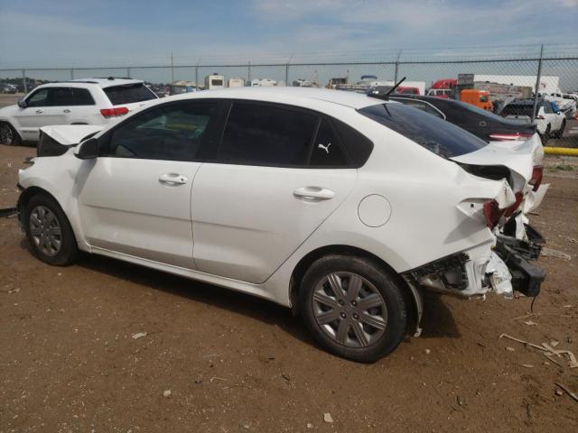 3KPA24AD2ME423263 - 2021 KIA RIO LX WHITE photo 2