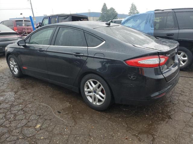 1FA6P0H70F5112211 - 2015 FORD FUSION SE BLACK photo 2