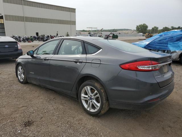 3FA6P0LU8JR213869 - 2018 FORD FUSION SE HYBRID GRAY photo 2