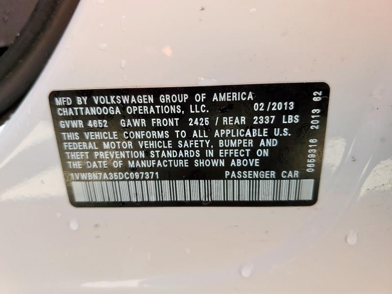 1VWBN7A35DC097371 - 2013 VOLKSWAGEN PASSAT SE WHITE photo 12