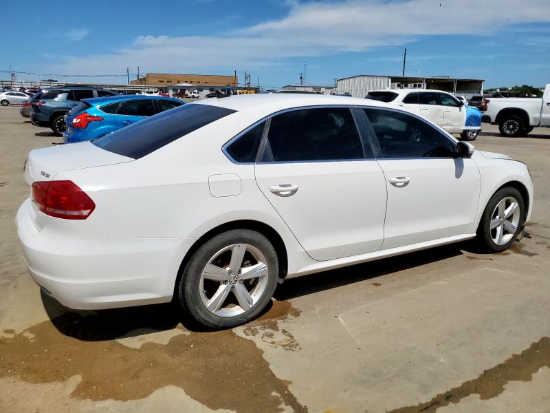 1VWBN7A35DC097371 - 2013 VOLKSWAGEN PASSAT SE WHITE photo 3