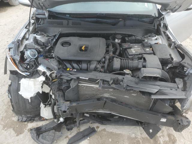 3KPF24AD1KE014576 - 2019 KIA FORTE FE SILVER photo 11