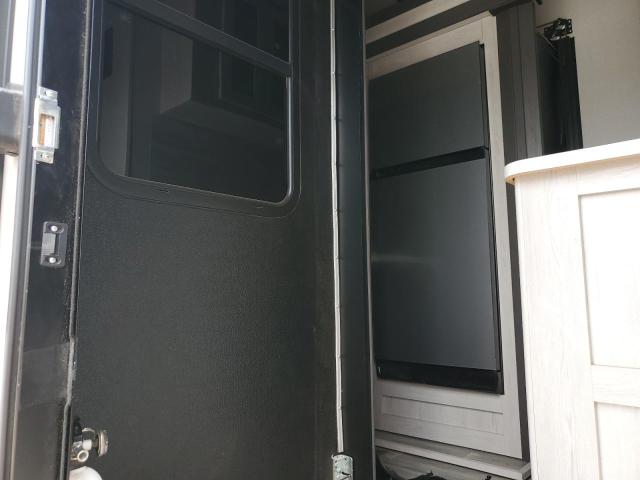 4YDFSTP2XP1530023 - 2023 KEYSTONE SPRINTER WHITE photo 5