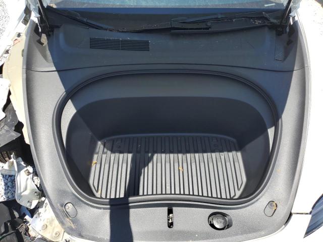 5YJ3E1EB5SF968629 - 2025 TESLA MODEL 3 أبيض صورة 11