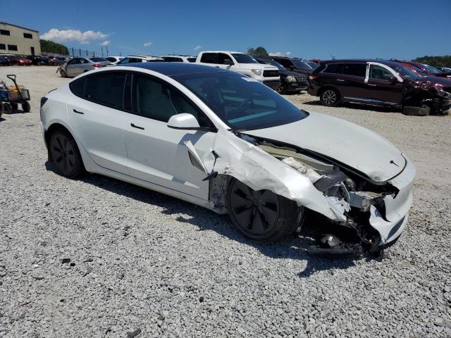 5YJ3E1EB5SF968629 - 2025 TESLA MODEL 3 أبيض صورة 4