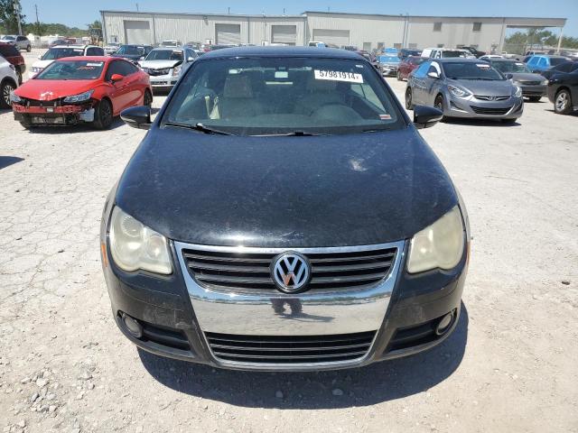 WVWFA71F39V013313 - 2009 VOLKSWAGEN EOS LUX 黑色 照片 5