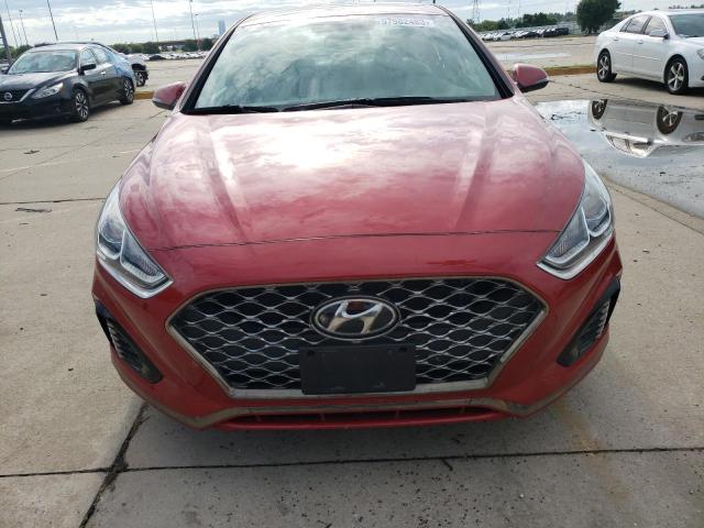 5NPE34AF5KH780221 - 2019 HYUNDAI SONATA LIMITED RED photo 5