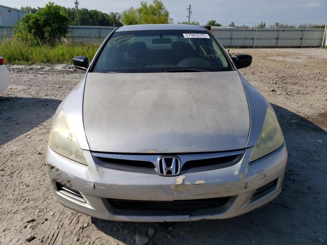 1HGCM55147A030589 - 2007 HONDA ACCORD VALUE SILVER photo 5