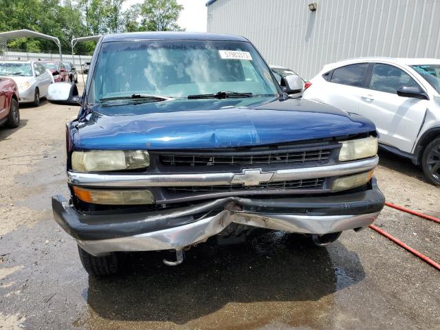 1GCEC19V7YZ162880 - 2000 CHEVROLET SILVERADO2 C1500 BLUE photo 5