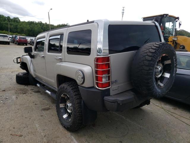 5GTDN136X68152184 - 2006 HUMMER H3 SILVER photo 3