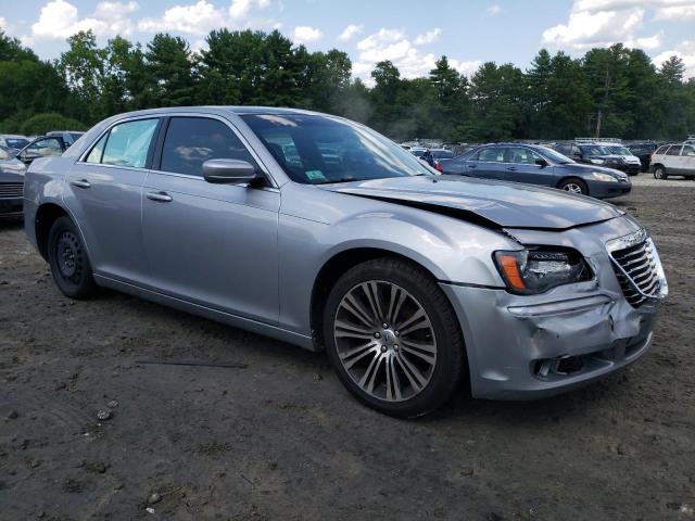 2C3CCABG9EH160082 - 2014 CHRYSLER 300 S SILVER photo 4