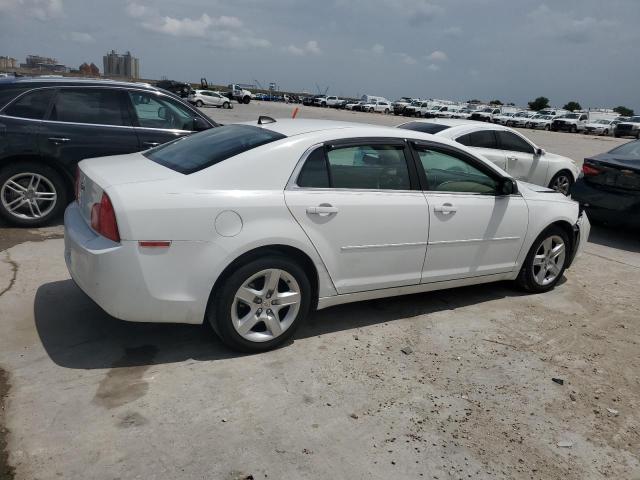 1G1ZB5E05CF116165 - 2012 CHEVROLET MALIBU LS أبيض صورة 3