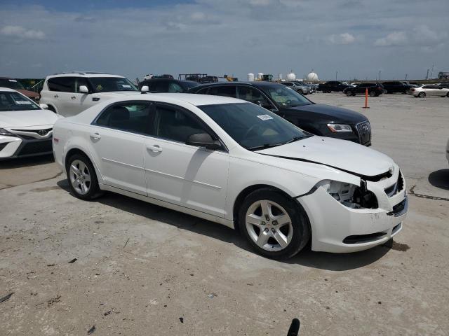1G1ZB5E05CF116165 - 2012 CHEVROLET MALIBU LS أبيض صورة 4