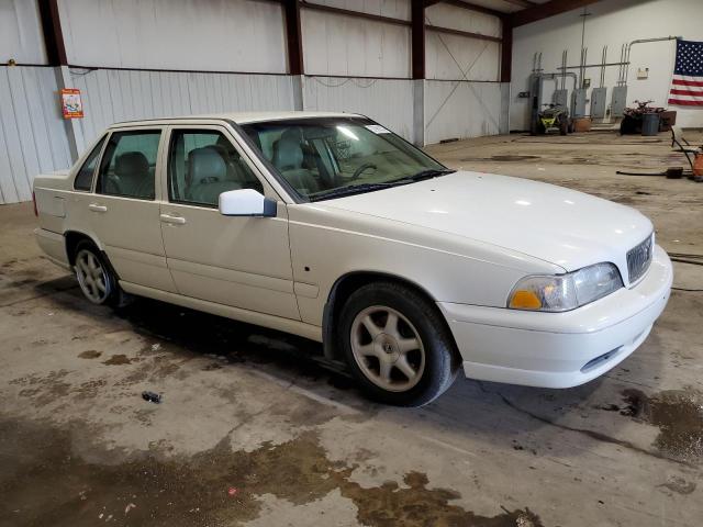 YV1LS5530W1427246 - 1998 VOLVO S70 WHITE photo 4