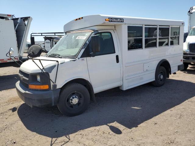 1GBHG31V871214284 - 2007 CHEVROLET EXPRESS 35 WHITE photo 1