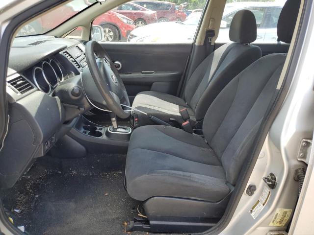 3N1BC13E48L407883 - 2008 NISSAN VERSA S GRAY photo 7