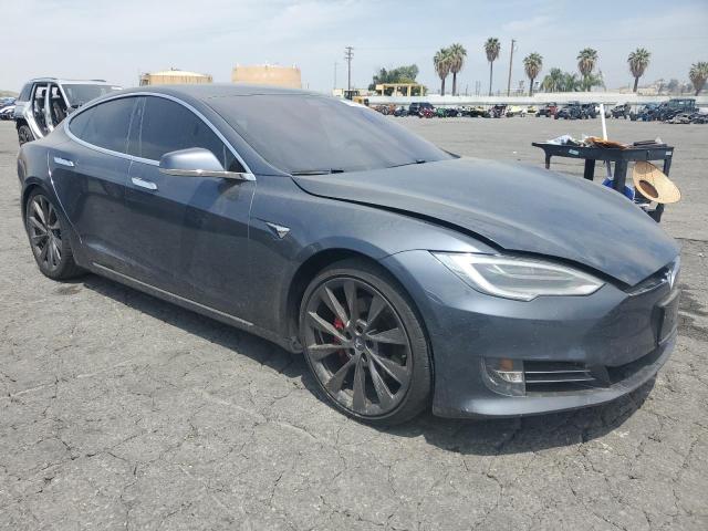 5YJSA1E40JF297040 - 2018 TESLA MODEL S GRAY photo 4